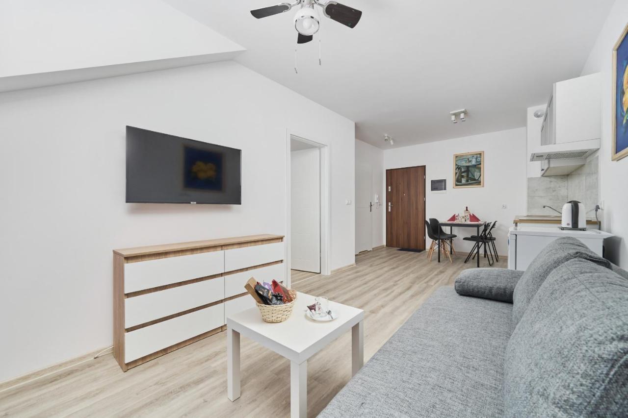 Drabika Apartment Balcony & Private Parking Wroclaw By Noclegi Renters Buitenkant foto